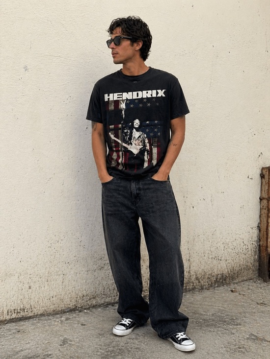 Authentic Hendrix Other - Jimi Hendrix Graphic Band Tee Black Vintage Fade Medium Rock Tee